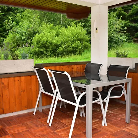 In Saig Mit Garten Und Grill 아파트